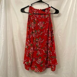 Blouse. Tank top. Brand Mercer&madison. Size small. Floral patterns.